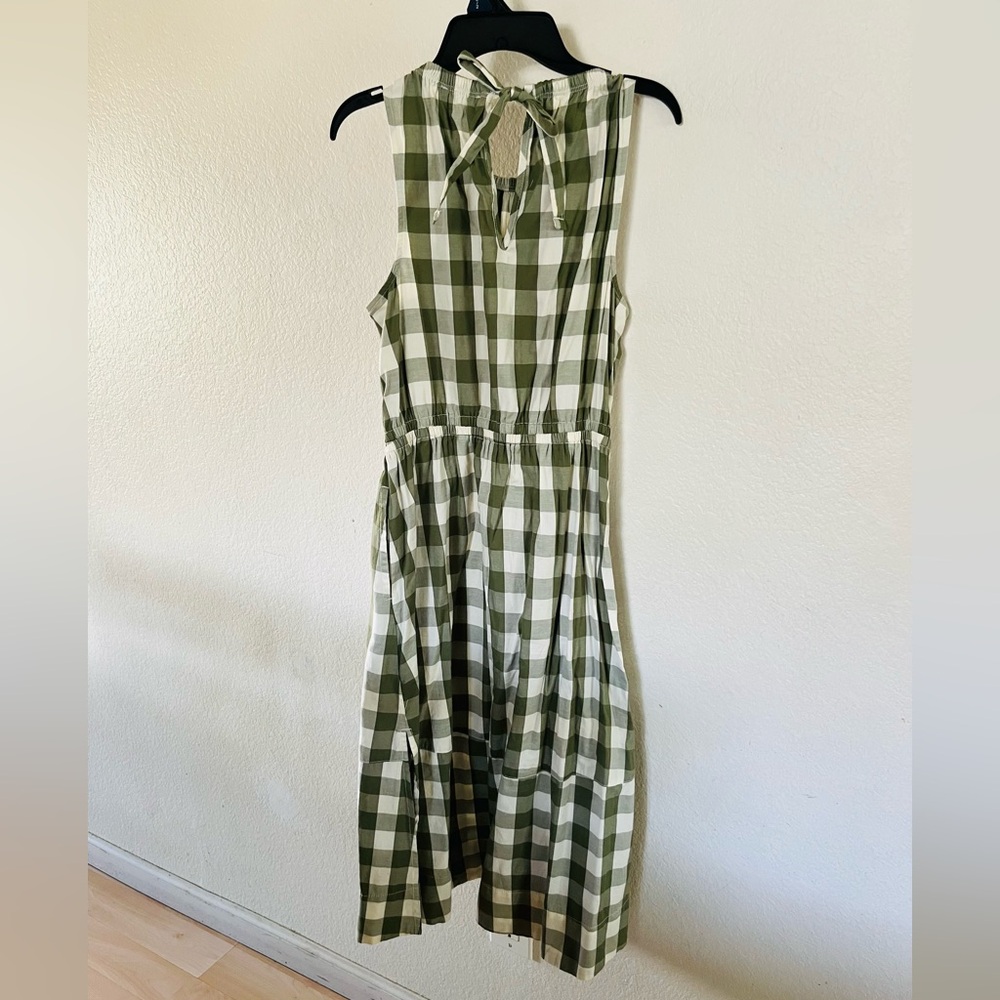 Sleeveless Olive & White Gingham Midi Dress with Gathered Waist - Picture 6 of 9